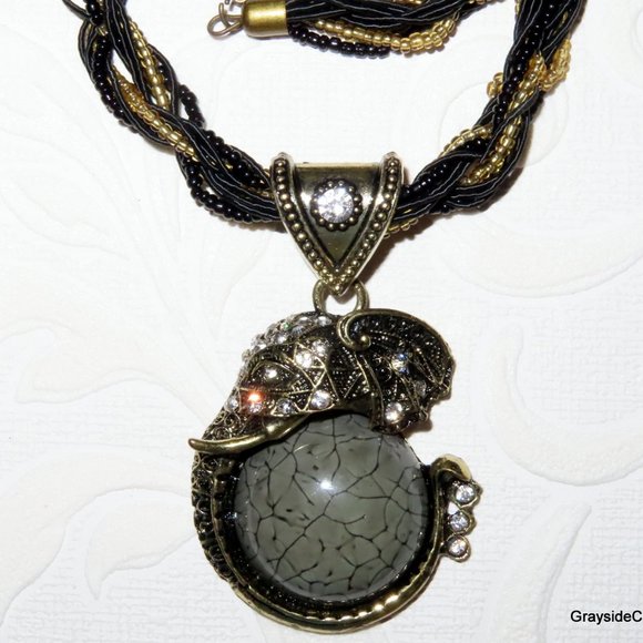 Vintage Rhinestones Pendant Necklace • Seed Beads • Bohemian Style • Elephants - Picture 7 of 7